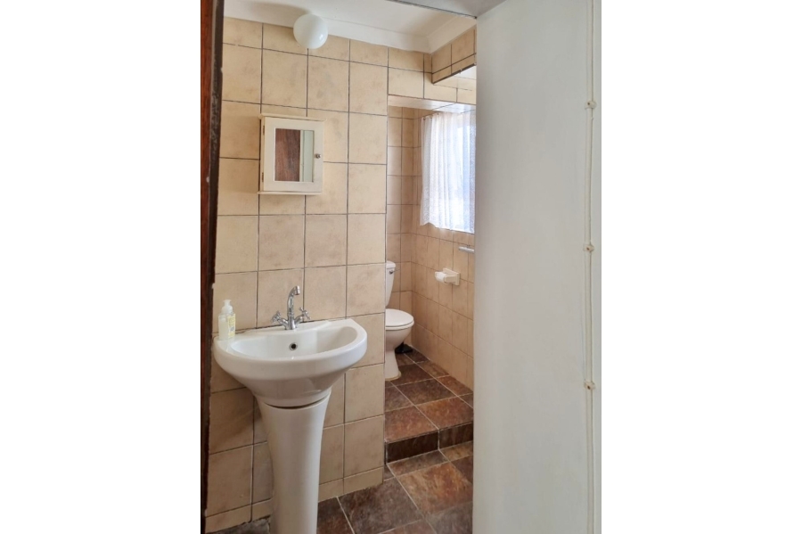 4 Bedroom Property for Sale in Buffalo Bay Western Cape
